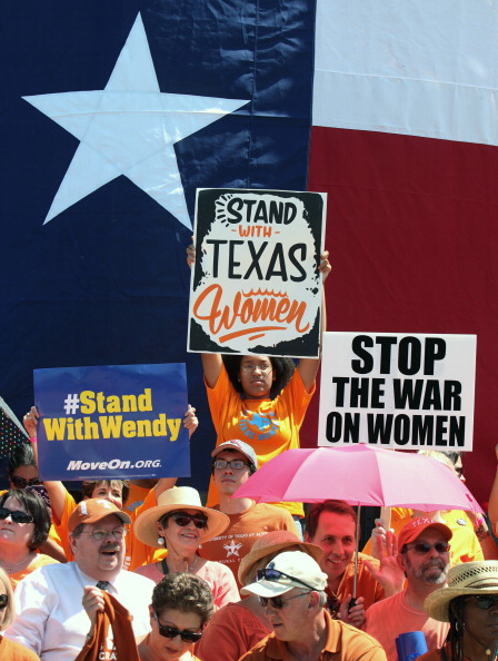 Texas House Approves the Bill Wendy Davis Fought -- Daily Intelligencer