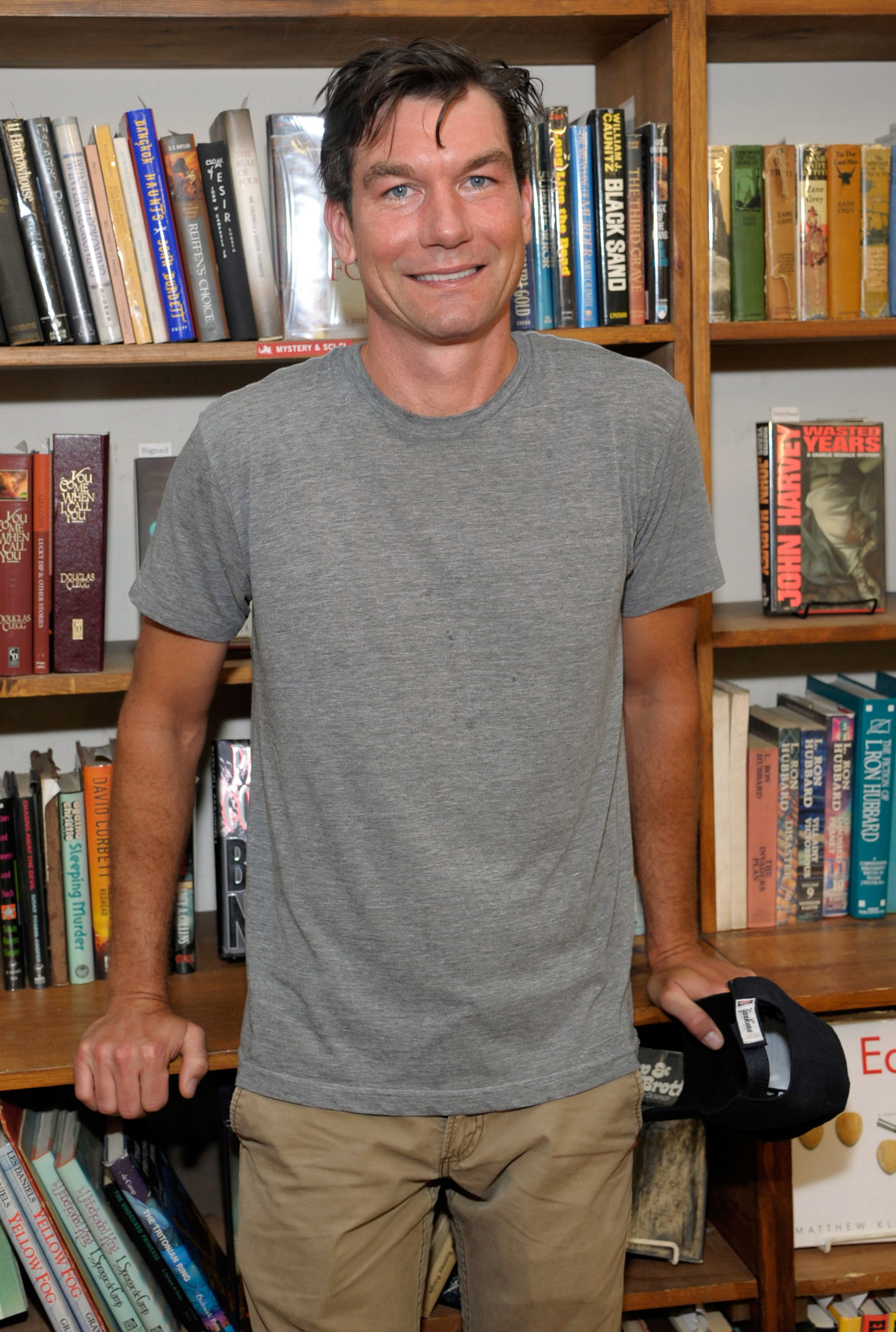 Jerry O’Connell Cast As Herman Munster Vulture