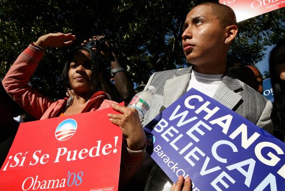 Obama Targets Disillusioned Hispanic Voters en Español