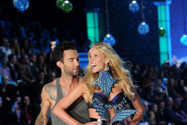 NEW YORK, NY - NOVEMBER 09:  Adam Levine of Maroon 5 performs with model Anne Vyalitsina during the 2011 Victoria's Secret Fashion Show at the Lexington Avenue Armory on November 9, 2011 in New York City.  (Photo by Jamie McCarthy/Getty Images)