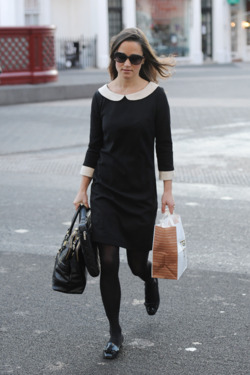 Pippa Middleton on her way to work in London, UK.
<P>
Pictured: Pippa Middleton 
<P>
<B>Ref: SPL342068  121211  </B><BR/>
Picture by: Splash News<BR/>
</P><P>
<B>Splash News and Pictures</B><BR/>
Los Angeles:310-821-2666<BR/>
New York:212-619-2666<BR/>
London:870-934-2666<BR/>
photodesk@splashnews.com<BR/>
</P>
