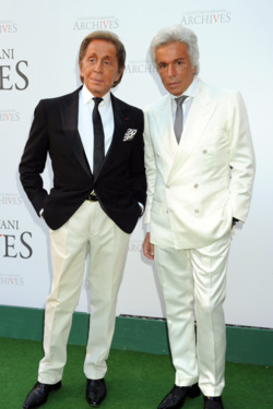 VERSAILLES, FRANCE - JULY 07:  (EMBARGOED FOR PUBLICATION IN UK TABLOID NEWSPAPERS UNTIL 48 HOURS AFTER CREATE DATE AND TIME. MANDATORY CREDIT PHOTO BY DAVE M. BENETT/GETTY IMAGES REQUIRED)  Valentino Garavani and Giancarlo Giammetti attend the Valentino Garavani Archives Dinner Party on July 7, 2010 in Versailles, France.  (Photo by Dave M. Benett/Getty Images) *** Local Caption *** Valentino Garavani;Giancarlo Giammetti