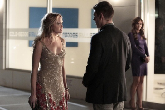 "The Big Sleep No More"GOSSIP GIRL Pictured (L-R)Kaylee DeFer as Charlotte 'Charlie' Rhodes, Brian J. Smith as Max and Elizabeth Hurley as Diana Payne PHOTO CREDIT: GIOVANNI RUFINO/©2011 The CW Network, LLC. All Rights Reserved