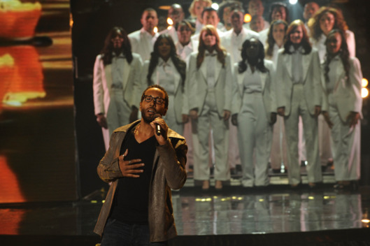 THE X FACTOR: Top 9 Perform: LeRoy Bell performs in front of the judges on THE X FACTOR airing on Tuesday, Nov. 22 (8:00-10:00pm PM ET/PT) on FOX. CR: Ray Mickshaw / FOX.