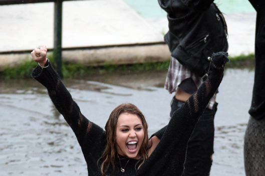 LOL's remake french Movie Set by Liza Azuelos with Miley Cyrus, Ashley Greene, Douglas Booth in Paris. They travelled by bus and enjoyed every touristic places.
<P>
Pictured: Liza Azuelos with Miley Cyrus, Ashley Greene and Douglas Booth
<P>
<B>Ref: SPL208137 060910 </B><BR/>
Picture by: KCSPresse / Splash News<BR/>
</P><P>
<B>Splash News and Pictures</B><BR/>
Los Angeles: 310-821-2666<BR/>
New York: 212-619-2666<BR/>
London: 870-934-2666<BR/>
photodesk@splashnews.com<BR/>
</P>