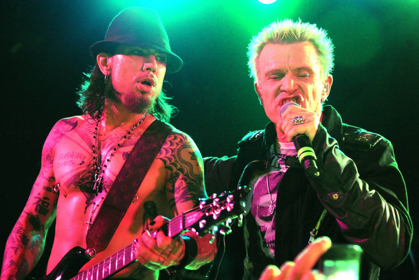 WEST HOLLYWOOD, CA - DECEMBER 02: Dave Navarro and Billy Idol of Camp Freddy performs at The Roxy Theatre on December 2, 2011 in West Hollywood, California. (Photo by Jeff Kravitz/FilmMagic) WEST HOLLYWOOD, CA - DECEMBER 02: Dave Navarro and Billy Idol of Camp Freddy performs at The Roxy Theatre on December 2, 2011 in West Hollywood, California. (Photo by Jeff Kravitz/FilmMagic)