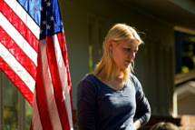 Claire Danes as Carrie Mathison in Homeland (episode 12-season finale).