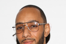 NEW YORK, NY - DECEMBER 06: Swizz Beatz attends the "Bronx Arts Recognize" event to benefit the Bronx Charter School for the Arts at the Avenue on December 6, 2011 in New York City. (Photo by Jerritt Clark/Getty Images)