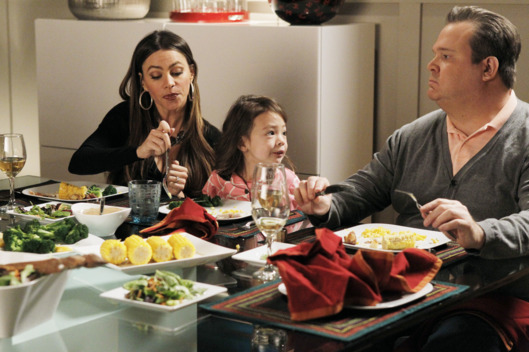 MODERN FAMILY - "Me? Jealous?" - Phil is so preoccupied with impressing his new business partner, Tad (Greg Kinnear), that he doesn't notice what Claire believes is Tad being overtly inappropriate with her. Meanwhile, Jay and Gloria let Mitchell and Cameron stay over while their house is fumigated, and it turns out four is a crowd, on "Modern Family," WEDNESDAY, FEBRUARY 8 (9:00-9:31 p.m., ET), on the ABC Television Network. (ABC/PETER "HOPPER" STONE)
SOFIA VERGARA, AUDREY ANDERSON-EMMONS, ERIC STONESTREET