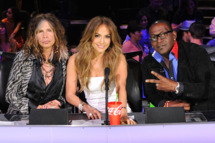 AMERICAN IDOL: L-R: Steven Tyler, Jennifer Lopez and Randy jackson on AMERICAN IDOL