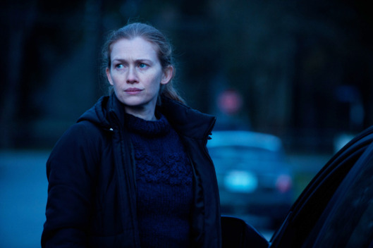Sarah Linden (Mireille Enos) - The Killing - Season 2, Episode 1 - Photo credit: Carole Segal/AMC