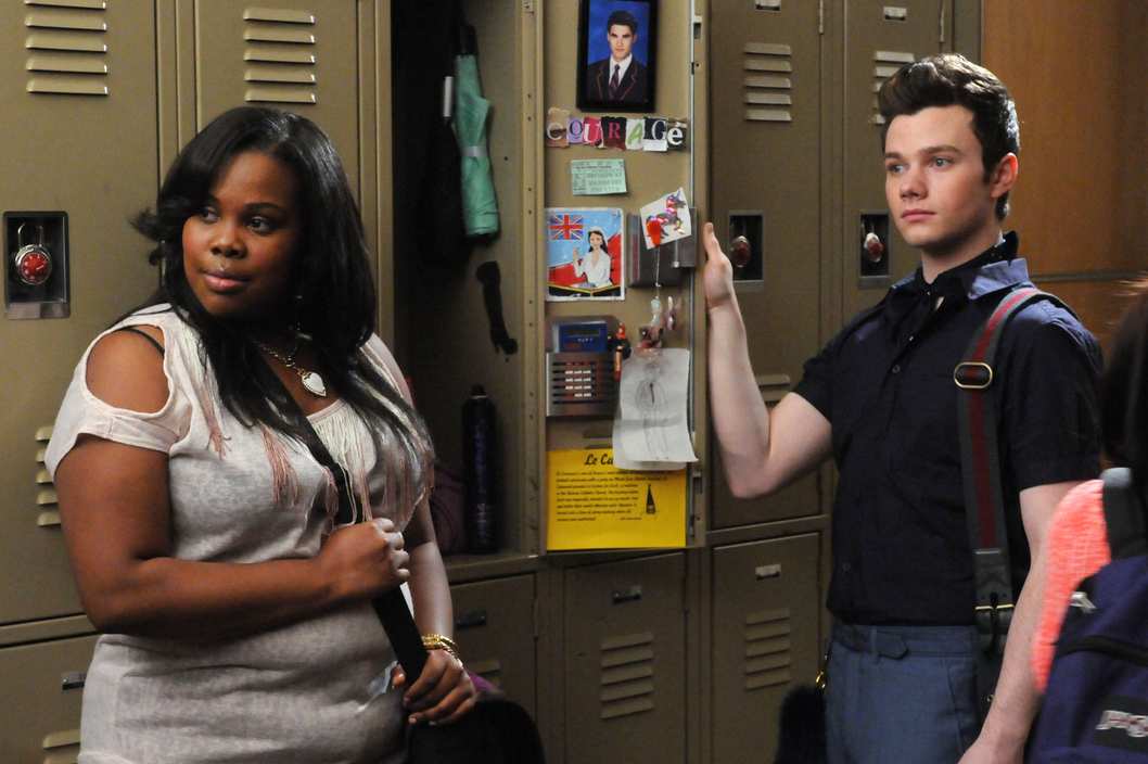 Mercedes (Amber Riley, L) and Kurt (Chris Colfer, R) meet Wade in the "Saturday Night Glee-ver" episode of GLEE airing Tuesday, April 17 (8:00-9:00 PM ET/PT) on FOX.