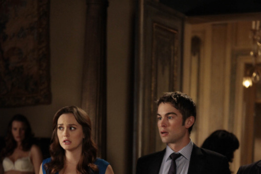 Gossip Girl "Raiders Of The Lost Art" Pictured (l-r) Leighton Meester as Blair Waldorf and Chace Crawford as Nate.