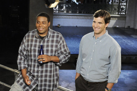 SATURDAY NIGHT LIVE -- Episode 1618 -- Pictured: (l-r) Kenan Thompson, Eli Manning.