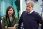 THE NEWSROOM episode 1: Emily Mortimer, Jeff Daniels. THE NEWSROOM episode 1: Emily Mortimer, Jeff Daniels.