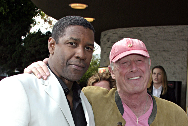 WESTWOOD, CA - APRIL 18: Actor Denzel Washington (L) and director Tony Scott attend Regency Enterprises and Twentieth Century Fox's "Man on Fire" Premiere at Mann National Theatre April 18, 2004 in Westwood, California. (Photo by Giulio Marcocchi/Getty Images) WESTWOOD, CA - APRIL 18: Actor Denzel Washington (L) and director Tony Scott attend Regency Enterprises and Twentieth Century Fox's "Man on Fire" Premiere at Mann National Theatre April 18, 2004 in Westwood, California. (Photo by Giulio Marcocchi/Getty Images)