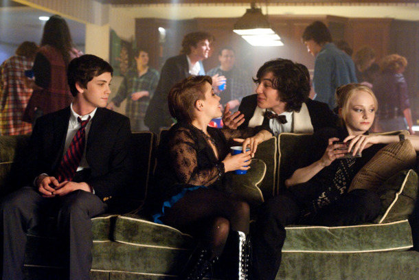 (L to R) LOGAN LERMAN, MAE WHITMAN, EZRA MILLER and ERIN WILHELMI star in THE PERKS OF BEING A WALLFLOWER
Ph: John Bramley
© 2011 Summit Entertainment, LLC. All rights reserved. (L to R) LOGAN LERMAN, MAE WHITMAN, EZRA MILLER and ERIN WILHELMI star in THE PERKS OF BEING A WALLFLOWER
Ph: John Bramley
© 2011 Summit Entertainment, LLC. All rights reserved.
