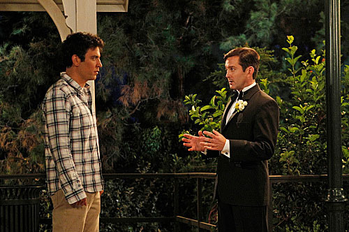 "Farhampton" -- Robin's anxiety on her wedding day to Barney prompts Ted (Josh Radnor, left) to recount the time he insisted on leaving Victoria's jilted fiance (Thomas Lennon, right) a note before they drove off into the sunset together, on the eighth season premiere of HOW I MET YOUR MOTHER,