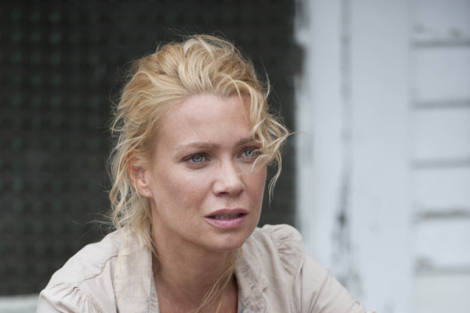 Andrea (Laurie Holden) - The Walking Dead - Season 2, Episode 5