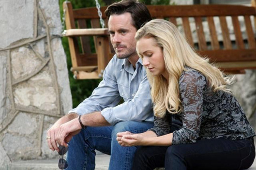 NASHVILLE - "Move It on Over" -- Rayna considers moving on after Deacon starts to set boundaries in their relationship; Juliette struggles with her mom's addictions and Deacon offers a helping hand -- which leads to difficult memories from his past; Teddy is worried that his mayoral campaign will be derailed when his past with Peggy and his financial troubles border on being exposed; and tension with Avery and Gunnar is at a boiling point, as Scarlet feels the pressure to pick her path, on "Nashville"