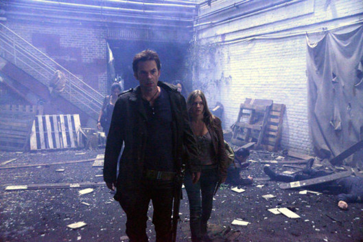 REVOLUTION -- "Ties That Bind" Episode 108 -- Pictured: (l-r) Billy Burke as Miles Matheson, Tracy Spiridakos as Charlie Matheson