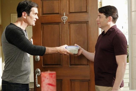 MODERN FAMILY - "Mistery Date" - When Claire takes Manny and Luke along to Alex's academic decathlon for the weekend, Phil attempts to throw together a boys' night at the house, inviting a fellow Bulldog alum (guest star Matthew Broderick) he just met -- but their wires are definitely crossed. Meanwhile, the pressure is on for Alex at the decathlon, Manny and Luke bar mitzvah hop at the hotel trying to find a cute girl, and Cam and Mitch arrange for quite the surprise baby gift for Jay and Gloria, on "Modern Family," WEDNESDAY, NOVEMBER 14 (9:00-9:31 p.m., ET), on the ABC Television Network. MODERN FAMILY - "Mistery Date" - When Claire takes Manny and Luke along to Alex's academic decathlon for the weekend, Phil attempts to throw together a boys' night at the house, inviting a fellow Bulldog alum (guest star Matthew Broderick) he just met -- but their wires are definitely crossed. Meanwhile, the pressure is on for Alex at the decathlon, Manny and Luke bar mitzvah hop at the hotel trying to find a cute girl, and Cam and Mitch arrange for quite the surprise baby gift for Jay and Gloria, on "Modern Family," WEDNESDAY, NOVEMBER 14 (9:00-9:31 p.m., ET), on the ABC Television Network.