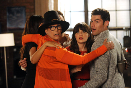 NEW GIRL: The gang joins Jess (Zooey Deschanel, C) for a group hug when her mom (guest star Jamie Lee Curtis, L) arrives for a visit in the "Parents" episode of NEW GIRL airing Tuesday, Nov. 20 (9:00-9:30 PM ET/PT) on FOX. Also pictured: Max Greenfield (R). 2012 Fox Broadcasting Co. NEW GIRL: The gang joins Jess (Zooey Deschanel, C) for a group hug when her mom (guest star Jamie Lee Curtis, L) arrives for a visit in the "Parents" episode of NEW GIRL airing Tuesday, Nov. 20 (9:00-9:30 PM ET/PT) on FOX. Also pictured: Max Greenfield (R). 2012 Fox Broadcasting Co.