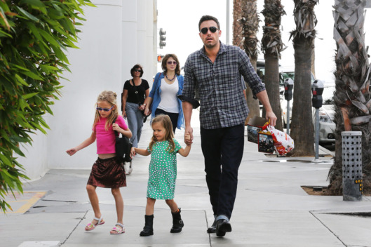Ben Affleck spends time with his daughters Violet and Seraphina at Barnes & Noble bookstore.