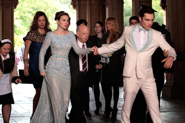 GOSSIP GIRL-- 'New York, I Love You XOXO' -- Pictured (L-R): Zuzanna Szadkowski as Dorota, Margaret Colin as Eleanor Waldorf, Leighton Meester as Blair Waldorf, Wallace Shawn as Cyrus Rose, Michelle Trachtenberg as Georgina Sparks, Blake Lively as Serena Van Der Woodsen, Chace Crawford as Nate Archibald and Ed Westwick as Chuck Bass GOSSIP GIRL-- 'New York, I Love You XOXO' -- Pictured (L-R): Zuzanna Szadkowski as Dorota, Margaret Colin as Eleanor Waldorf, Leighton Meester as Blair Waldorf, Wallace Shawn as Cyrus Rose, Michelle Trachtenberg as Georgina Sparks, Blake Lively as Serena Van Der Woodsen, Chace Crawford as Nate Archibald and Ed Westwick as Chuck Bass