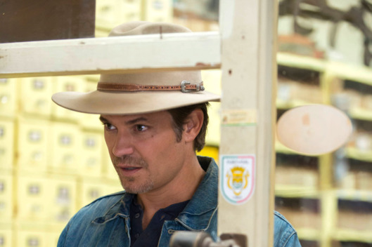 JUSTIFIED -- Hole in the Wall -- Episode 401 (Airs Tuesday, January 8, 10:00 pm e/p) -- Pictured: Timothy Olyphant as Raylan Givens