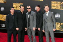 New Kids on The Block arrive at the 2008 American Music Awards held at Nokia Theatre L.A. LIVE on November 23, 2008 in Los Angeles, California.