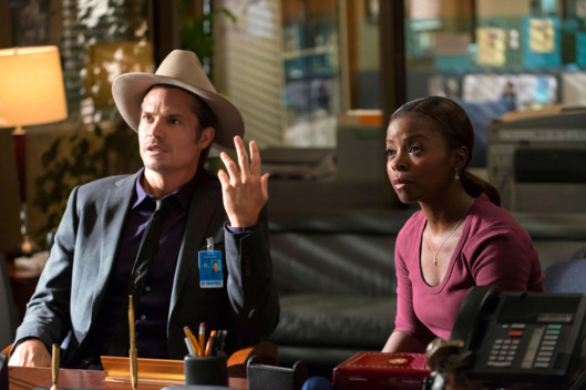 JUSTIFIED -- Truth and Consequences -- Episode 3 (Airs Tuesday, January 22, 10:00 pm e/p) -- Pictured: (L-R) Timothy Olyphant as Deputy U.S. Marshal Raylen Givens, Erica Tazel as Deputy U.S. Marshal Rachel Brooks