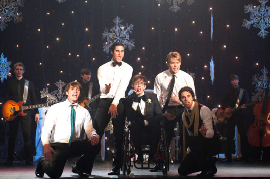 GLEE: The boys perform in the "Sadie Hawkins" episode of GLEE airing Thursday, Jan. 24 (9:00-10:00 PM ET/PT) on FOX. Pictured L-R: Blake Jenner, Darren Criss, Kevin McHale, Chord Overstreet and Samuel Larsen.
