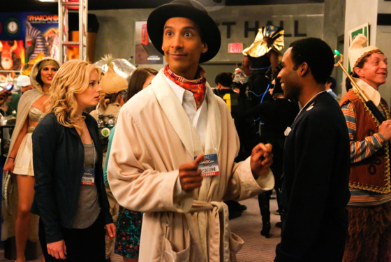 COMMUNITY -- "Conventions of Space and Time" Episode 404 -- Pictured: (l-r) Gillian Jacobs as Britta, Danny Pudi as Abed, Donald Glover as Troy COMMUNITY -- "Conventions of Space and Time" Episode 404 -- Pictured: (l-r) Gillian Jacobs as Britta, Danny Pudi as Abed, Donald Glover as Troy