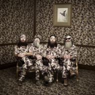 Phil, Jase, Willie & Si Robertson of the A&E series DUCK DYNASTY Photo Art Streiber/A&E©2013 A&E Networks Phil, Jase, Willie & Si Robertson of the A&E series DUCK DYNASTY Photo Art Streiber/A&E©2013 A&E Networks