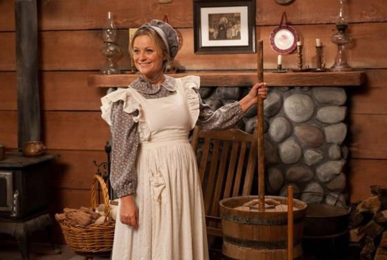 PARKS AND RECREATION -- "Article Two" Episode 519 -- Pictured: Amy Poehler as Leslie Knope -- (Photo by: Colleen Hayes/NBC) PARKS AND RECREATION -- "Article Two" Episode 519 -- Pictured: Amy Poehler as Leslie Knope -- (Photo by: Colleen Hayes/NBC)