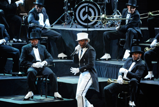 AMERICAN IDOL: Music Superstar will.i.am performs on AMERICAN IDOL AMERICAN IDOL: Music Superstar will.i.am performs on AMERICAN IDOL