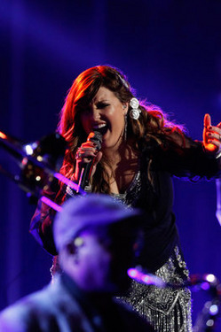 THE VOICE -- Episode 415A "Live Show" -- Pictured: Sarah Simmons -- (Photo by: Trae Patton/NBC)