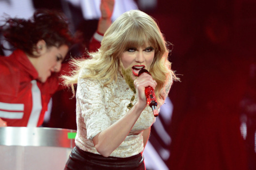 Taylor Swift performs on stage at Prudential Center on March 28, 2013 in Newark, New Jersey
