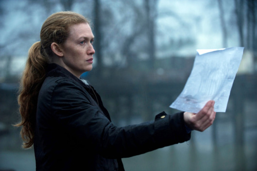 Sarah Linden (Mireille Enos) - The Killing