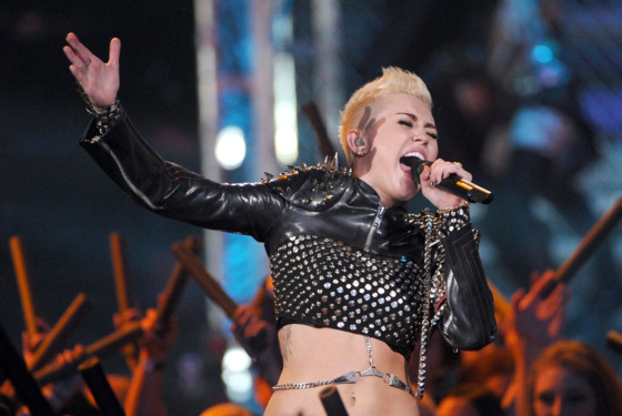 LOS ANGELES, CA - DECEMBER 16: Singer Miley Cyrus performs onstage during "VH1 Divas" 2012 at The Shrine Auditorium on December 16, 2012 in Los Angeles, California. (Photo by Kevin Winter/Getty Images) LOS ANGELES, CA - DECEMBER 16: Singer Miley Cyrus performs onstage during "VH1 Divas" 2012 at The Shrine Auditorium on December 16, 2012 in Los Angeles, California. (Photo by Kevin Winter/Getty Images)