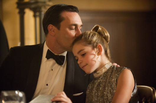 Don Draper (Jon Hamm) and Sally Draper (Kiernan Shipka) - Mad Men - Season 5, Episode 7 - Photo Credit: Ron Jaffe/AMC