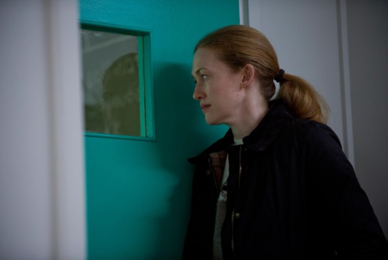 Sarah Linden (Mireille Enos) - The Killing _ Season 3, Episode 9 - Photo Credit: Cate Cameron/AMC Sarah Linden (Mireille Enos) - The Killing _ Season 3, Episode 9 - Photo Credit: Cate Cameron/AMC