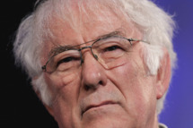 Poet Seamus Heaney reads from his new book of poetry, District and Circle, at the Guardian Hay Festival on May 29, 2006 in Hay-On-Wye, England.