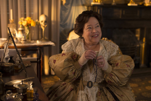 AMERICAN HORROR STORY: COVEN Bitchcraft - Kathy Bates as Madame LaLaurie
