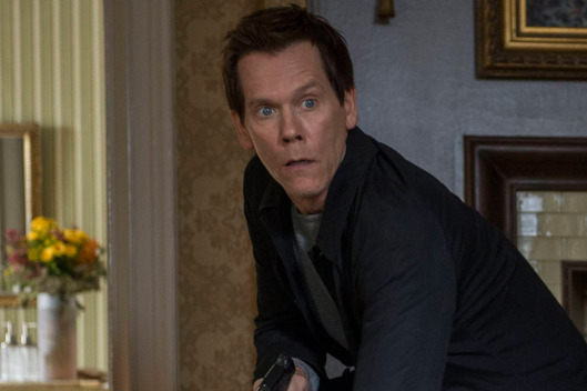 THE FOLLOWING: Ryan Hardy (Kevin Bacon, L) looks for Joe in the "Fly Away" episode of THE FOLLOWING airing Monday, Feb. 24 (9:00-10:00 PM ET/PT) on FOX. ©2014 Fox Broadcasting Co. CR: David Giesbrecht/FOX