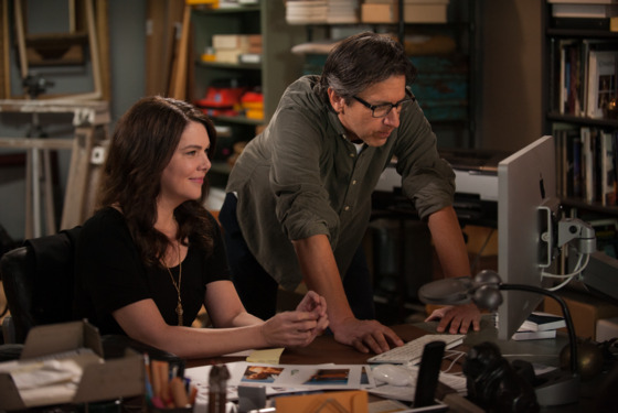 PARENTHOOD -- "Just Like at Home" Episode 515 -- Pictured: (l-r) Lauren Graham as Sarah Braverman, Ray Romano as Hank Rizzoli -- (Photo by: Colleen Hayes/NBC) PARENTHOOD -- "Just Like at Home" Episode 515 -- Pictured: (l-r) Lauren Graham as Sarah Braverman, Ray Romano as Hank Rizzoli -- (Photo by: Colleen Hayes/NBC)