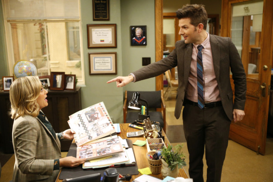 PARKS AND RECREATION -- "Anniversaries" Episode 614 -- Pictured: (l-r) Amy Poehler as Leslie Knope, Adam Scott as Ben Wyatt -- (Photo by: Jordin Althaus/NBC) PARKS AND RECREATION -- "Anniversaries" Episode 614 -- Pictured: (l-r) Amy Poehler as Leslie Knope, Adam Scott as Ben Wyatt -- (Photo by: Jordin Althaus/NBC)