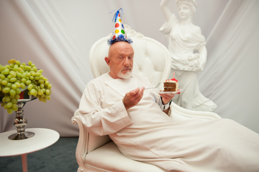 COMMUNITY -- "App Development and Condiments" Episode 508 -- Pictured: Jonathan Banks as Hickey -- (Photo by: Colleen Hayes/NBC)