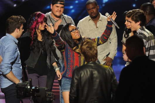 Eliminated contestant Malaya Watson (C) performs on AMERICAN IDOL XIII
